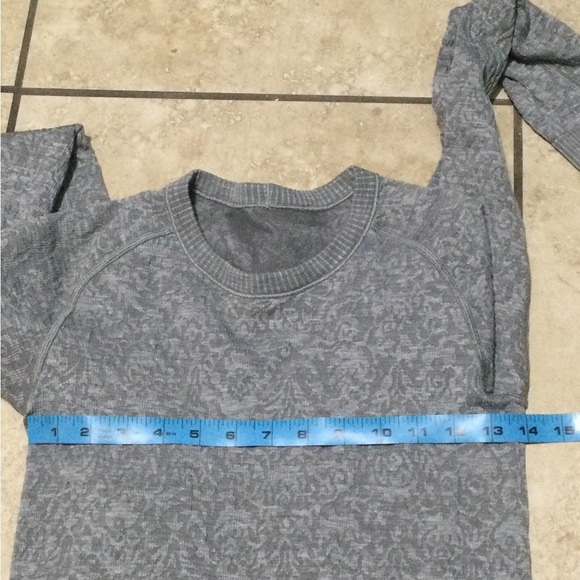 Lululemon Rest Less Pullover in Heathered Slate - Picture 4 of 6